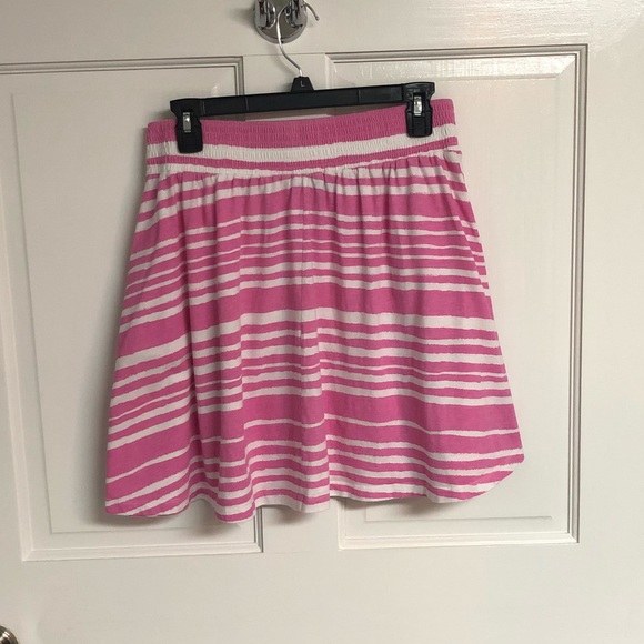 H&M medium short flowy skirt with pockets - Picture 4 of 7